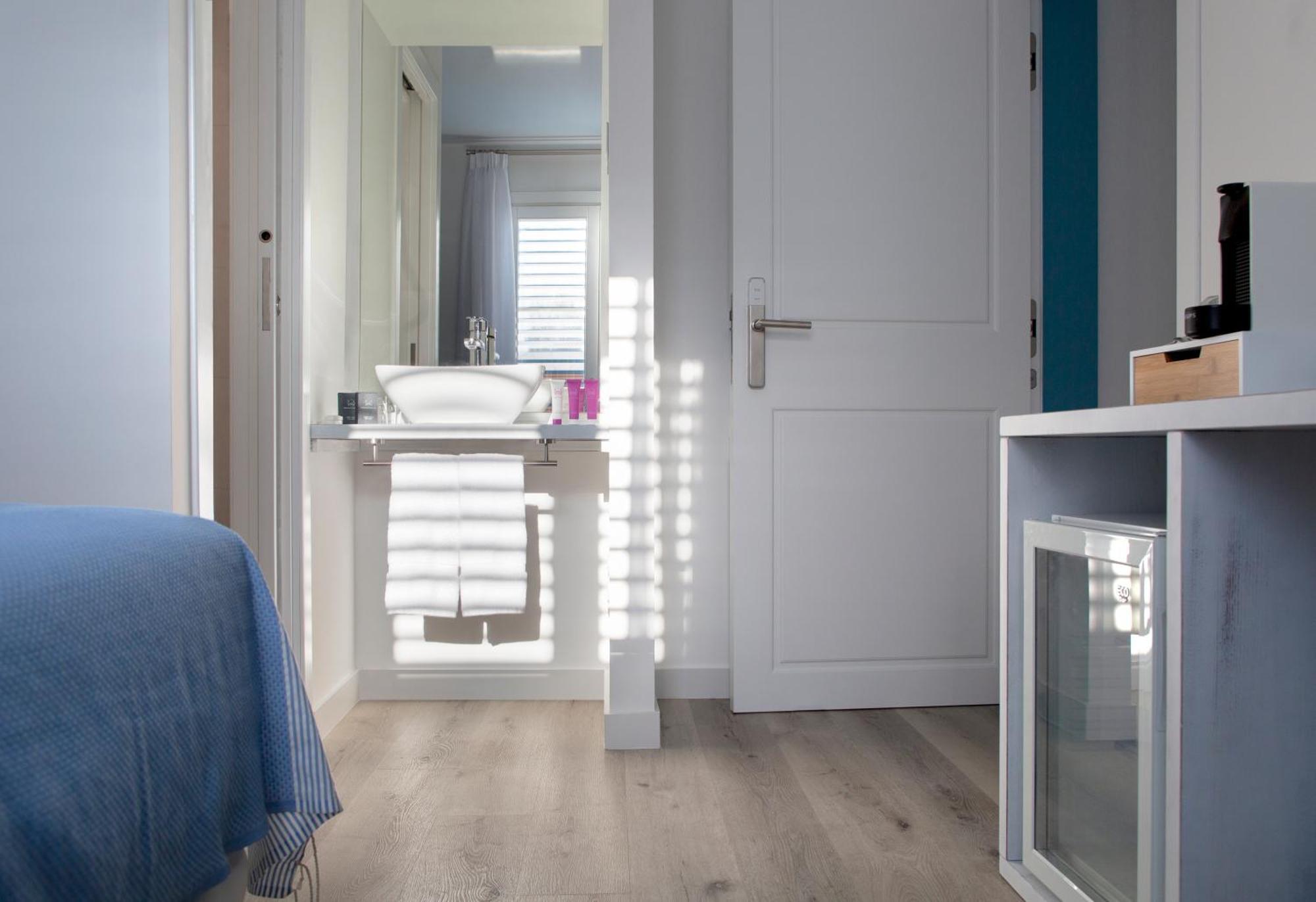 Nerja Casual Rooms Bagian luar foto